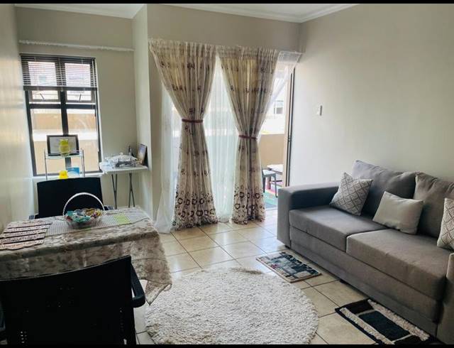 1 BEDROOM APARTMENT FOR SALE IN ZWARTKOP GOLF ESTATE